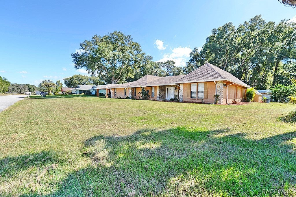 8844 E Rosemont St, Inverness, FL 34450 photo