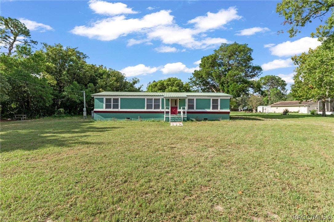 7180 Matador Ln, Homosassa, FL 34446