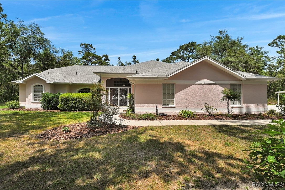 3153 Stirrup Dr, Beverly Hills, FL 34465