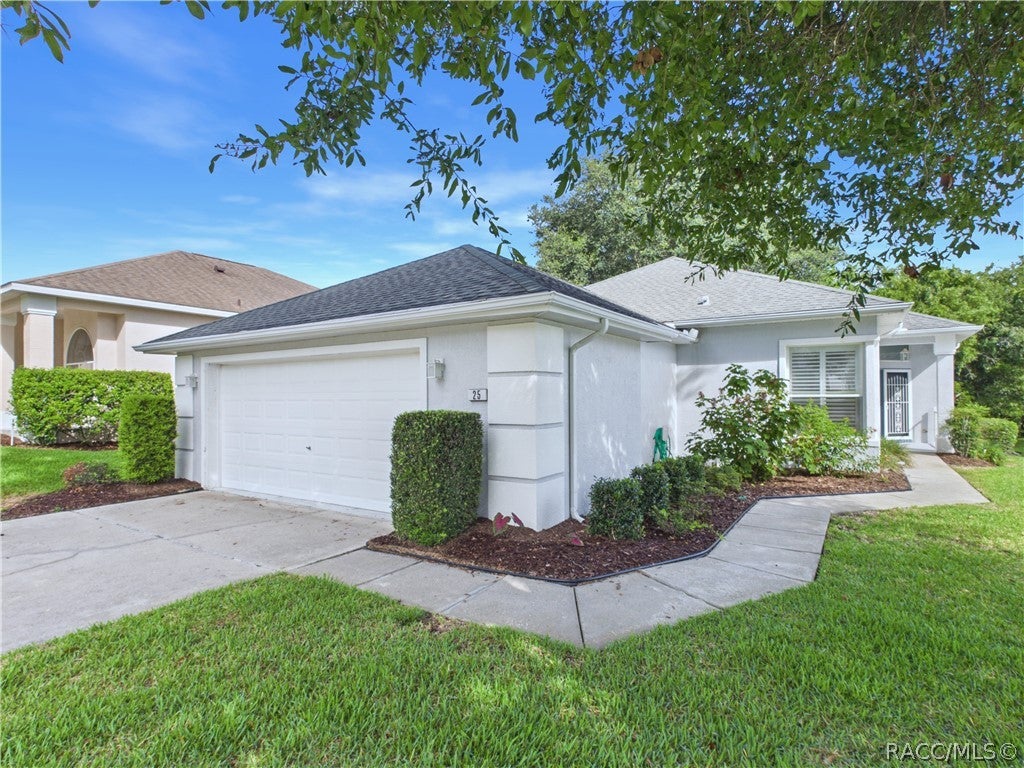 25 Byrsonima Ct, Homosassa, FL 34446