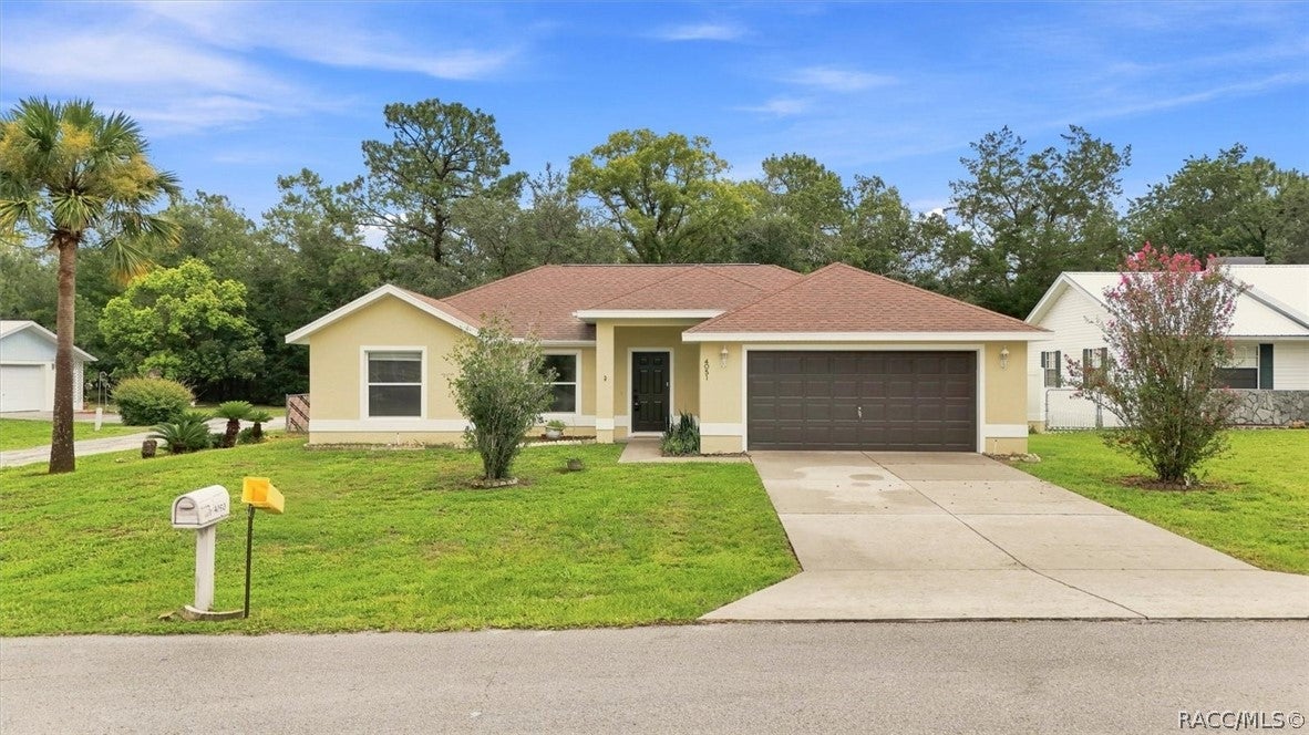 4051 S Winding Oaks Dr, Homosassa, FL 34446 photo