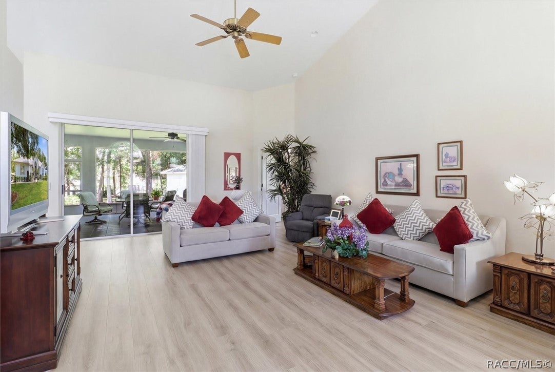 1886 E Saint James Loop, Inverness, FL 34453 photo