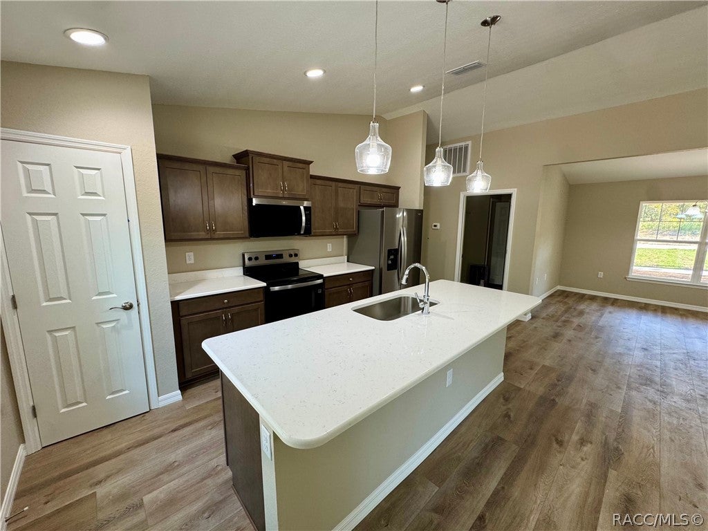 1540 E Artesian Ln, Dunnellon, FL 34434 photo