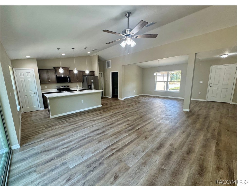 1540 E Artesian Ln, Dunnellon, FL 34434 photo