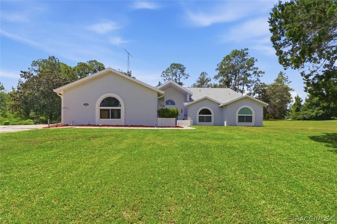 1484 Pinehill Dr, Beverly Hills, FL 34465