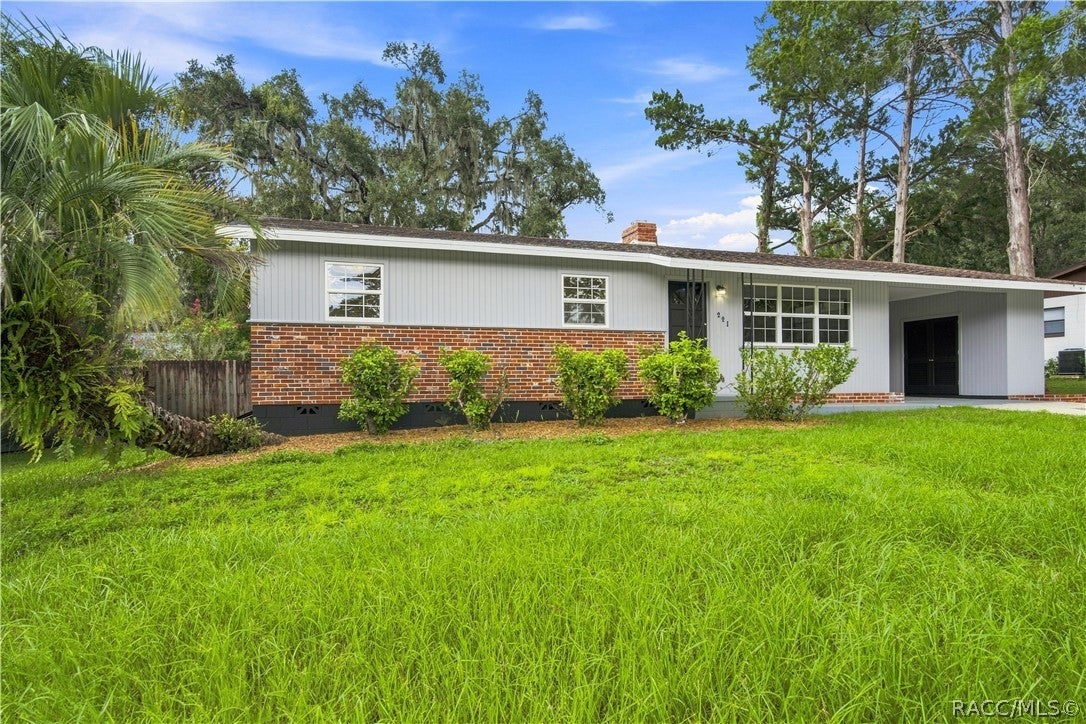 221 Alpine Cir, Brooksville, FL 34601 photo