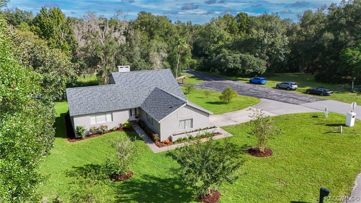 2820 Circle Dr, Inverness, FL 34450
