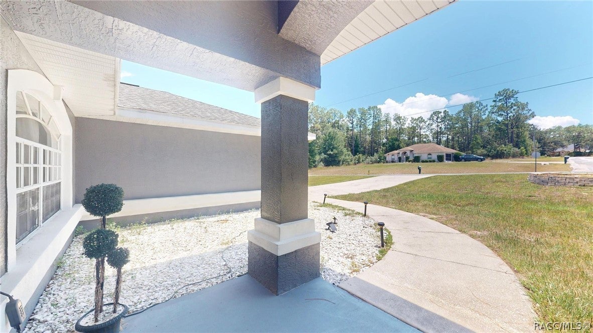 2685 W Apricot Dr, Beverly Hills, FL 34465 photo
