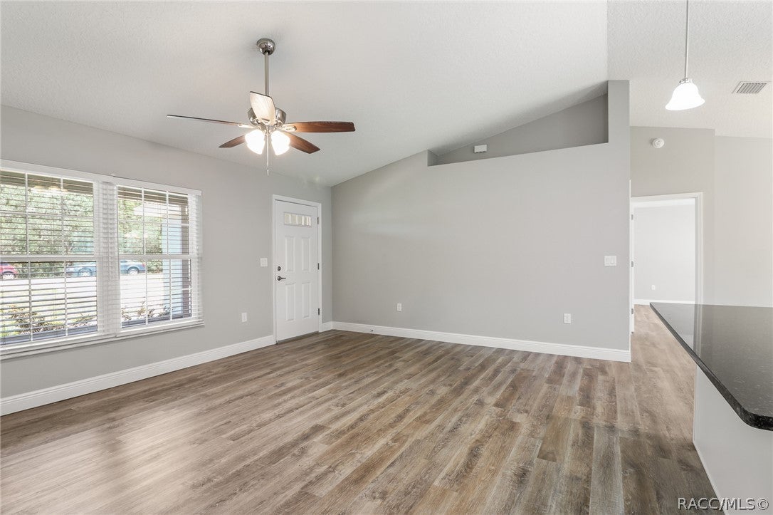 10383 N G Martinelli Blvd, Dunnellon, FL 34433 photo