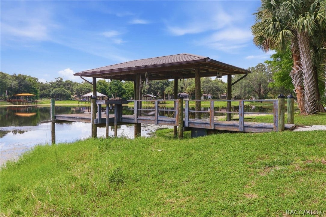 8500 E Dawn Ct, Inverness, FL 34450 photo