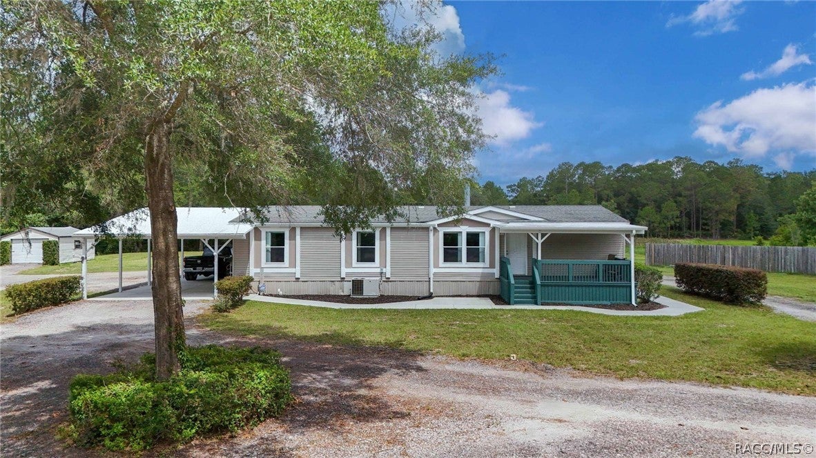 2564 Crede Ave, Crystal River, FL 34428