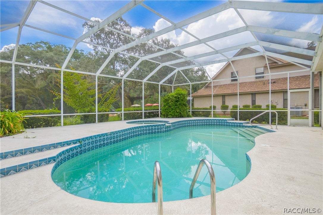 1635 N Marlborough Loop, Crystal River, FL 34429 photo