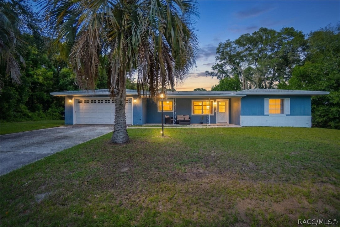 6095 Wingate St, Inverness, FL 34452