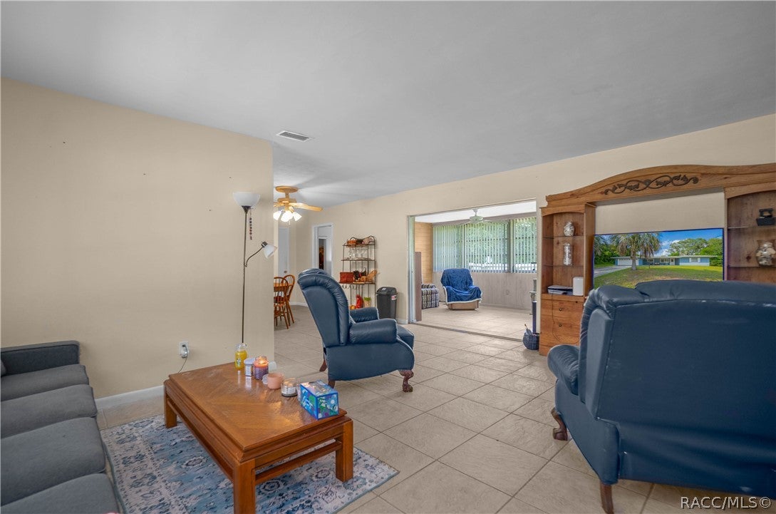 6095 E Wingate St, Inverness, FL 34452 photo