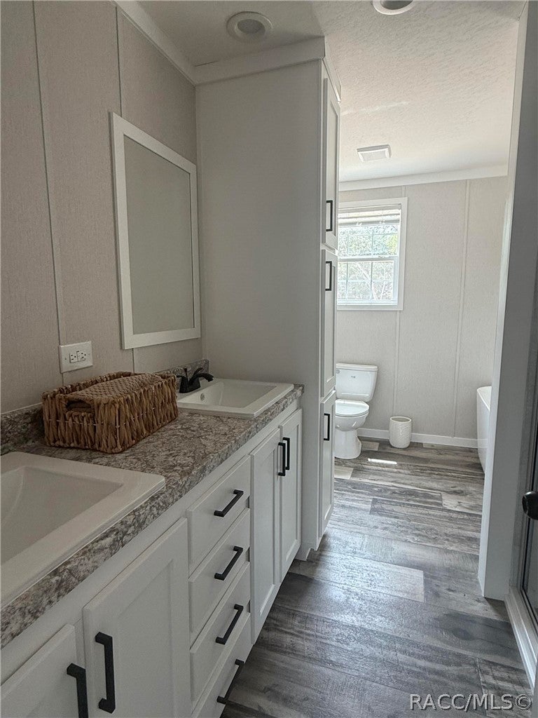 132 S Thayer Ave, Lecanto, FL 34461 photo