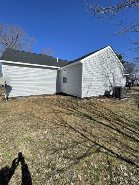 Single Family Residence in Caret VA 471 Pedro Pitts Road 18.jpg