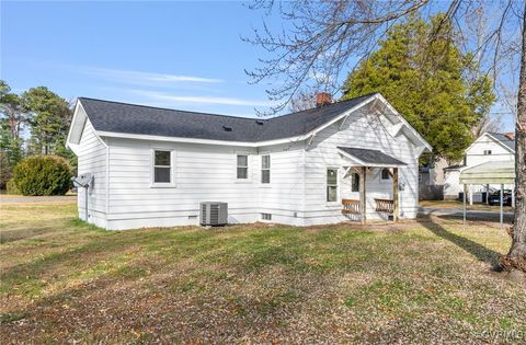 Single Family Residence in Essex VA 612 Cralle Avenue 32.jpg