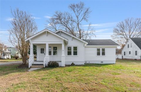 Single Family Residence in Essex VA 612 Cralle Avenue.jpg