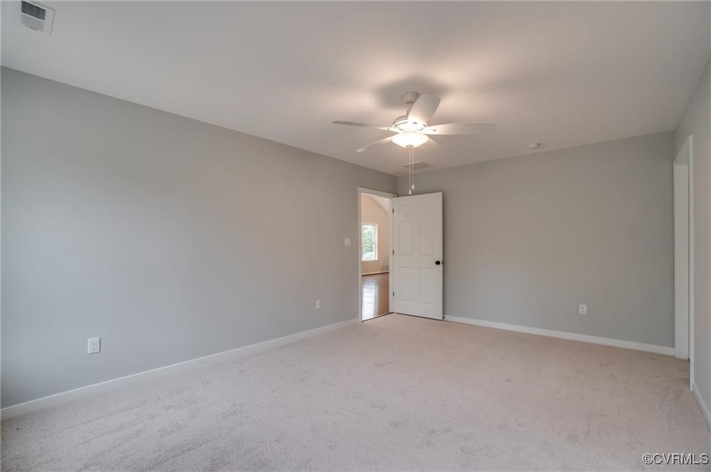 Single Family Residence in Tappahannock VA 113 Logan Way 15.jpg