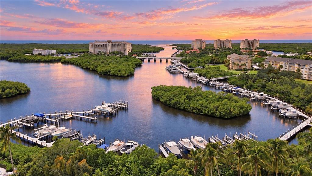 430 Cove Tower Drive 501, Naples, FL 34110 photo