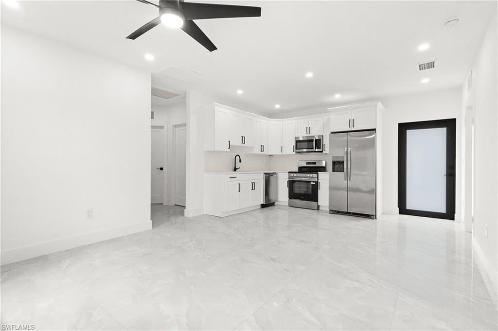 1137 Essex St, Lehigh Acres, FL 33974 photo