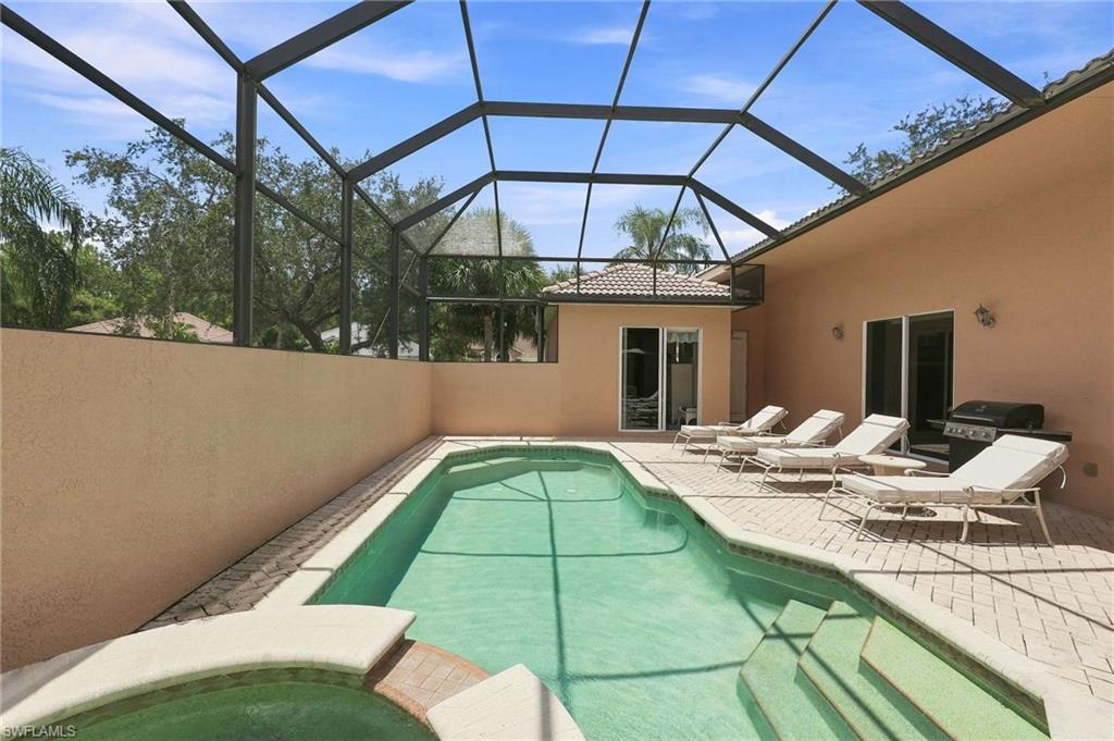 6116 Highwood Park Ln, Naples, FL 34110 photo