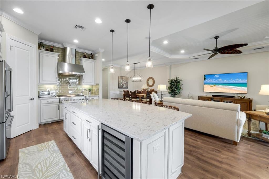 8362 Viale Cir, Naples, FL 34114 photo