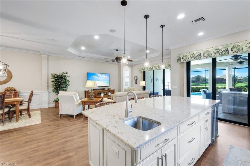 8362 Viale Cir, Naples, FL 34114 photo