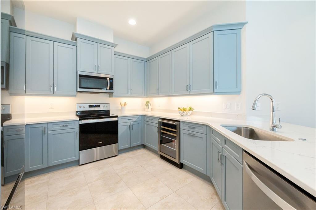 6439 Negril Isle Dr, Naples, FL 34113 photo