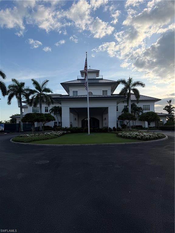 4700 Yacht Harbor Dr, Naples, FL 34112