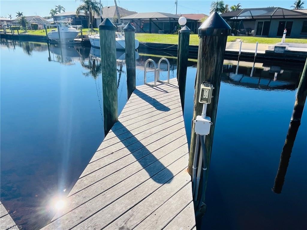 4802 Tudor Dr, Cape Coral, FL 33904