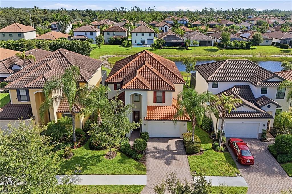 4381 Madagascar Palm Way, Naples, FL 34119 photo