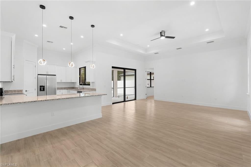 887 6 St, Naples, FL 34117 photo