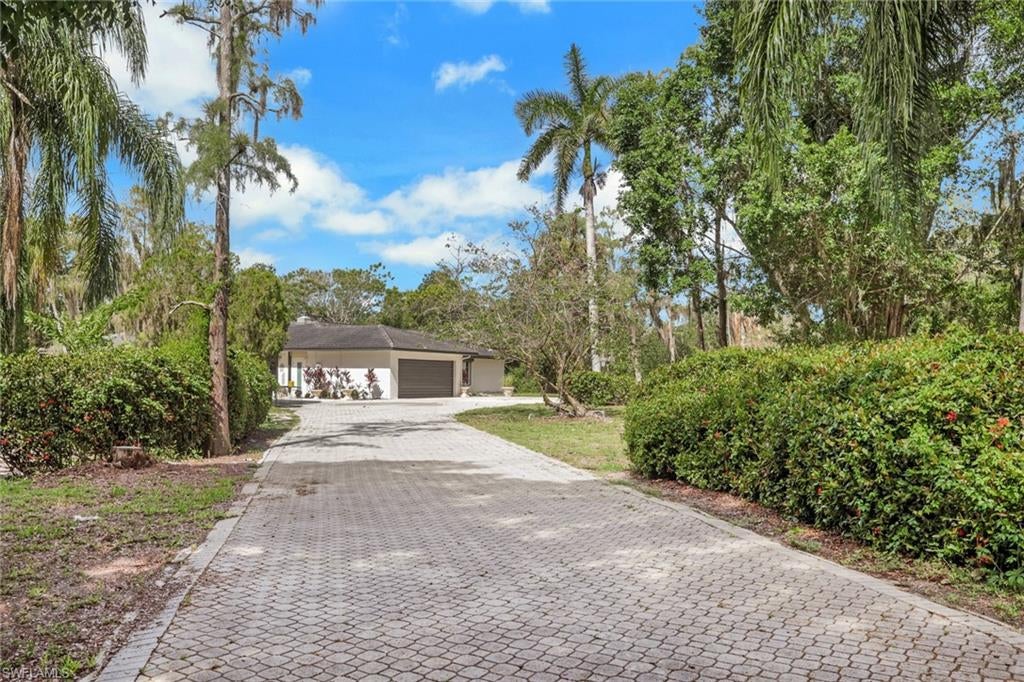 27126 Rue De Paix, Bonita Springs, FL 34135 photo