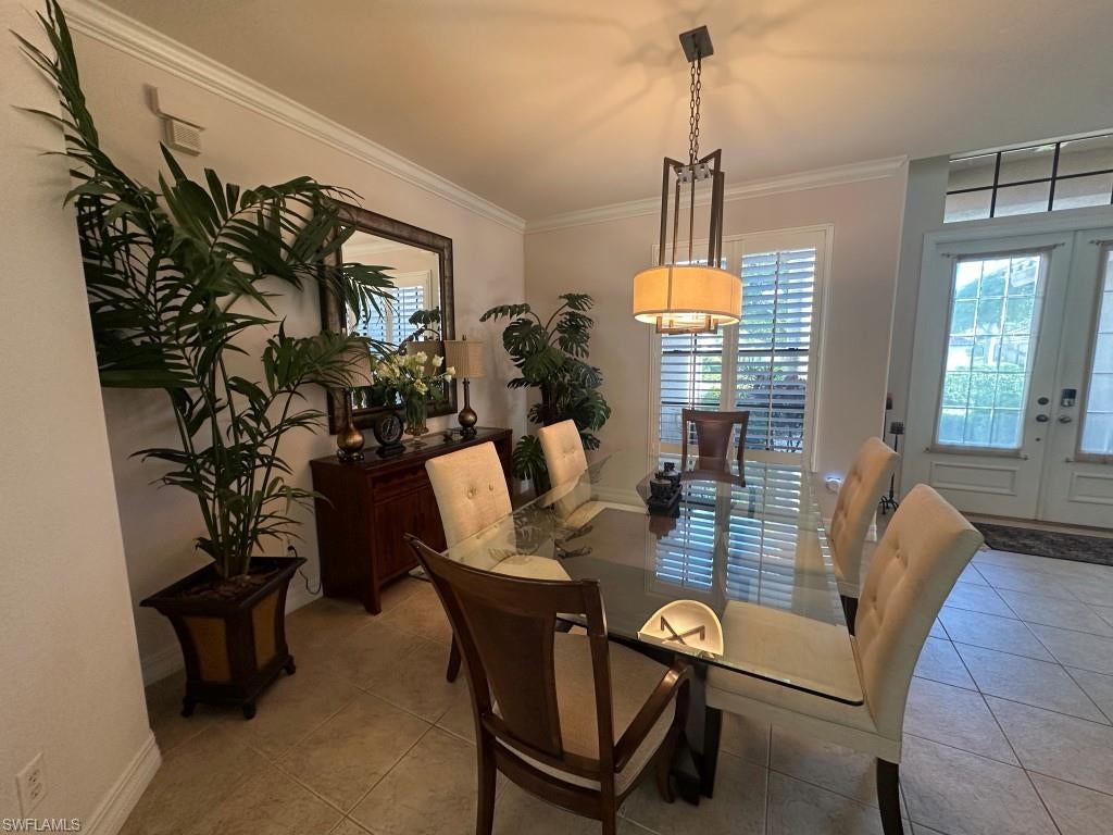 967 Tivoli Ct, Naples, FL 34104 photo
