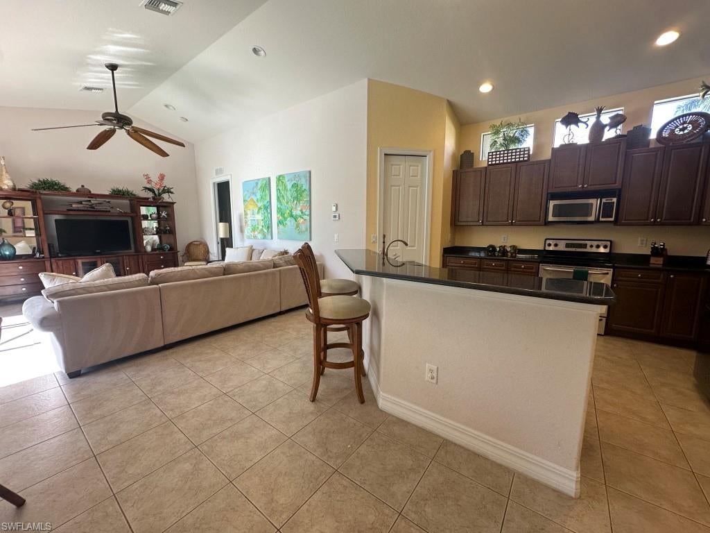 967 Tivoli Ct, Naples, FL 34104 photo