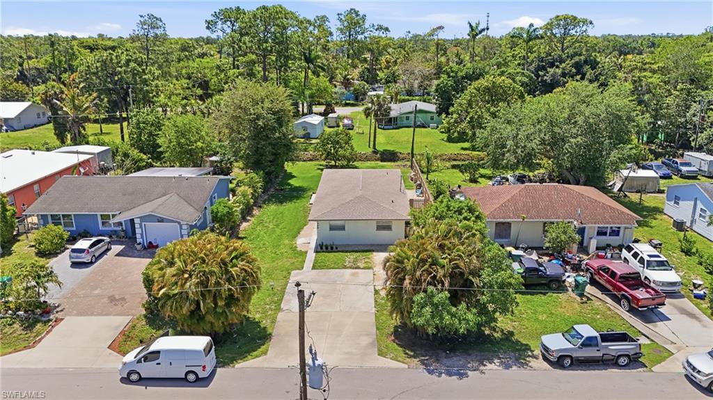 5458 Sholtz St, Naples, FL 34113 photo