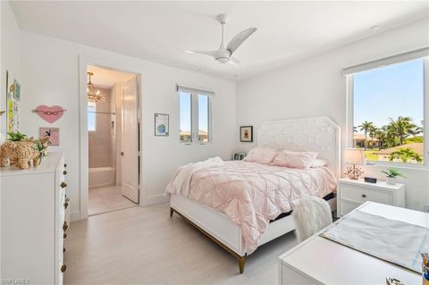 Single Family Residence in NORTH FORT MYERS FL 12601 Apopka CT 36.jpg