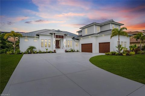 Single Family Residence in NORTH FORT MYERS FL 12601 Apopka CT 10.jpg