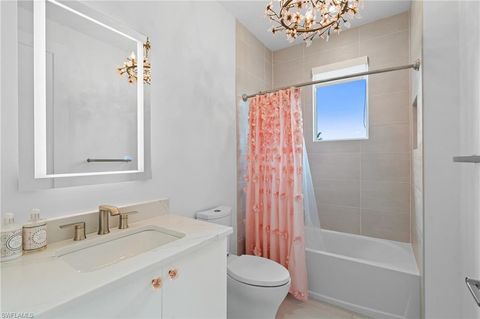 Single Family Residence in NORTH FORT MYERS FL 12601 Apopka CT 37.jpg