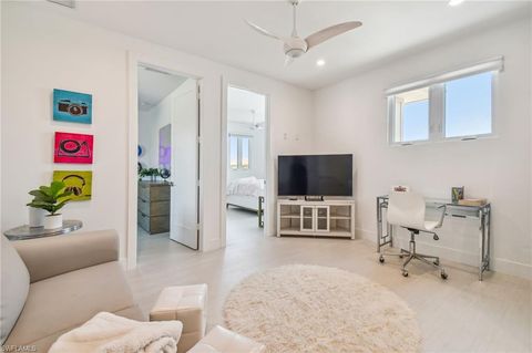 Single Family Residence in NORTH FORT MYERS FL 12601 Apopka CT 32.jpg