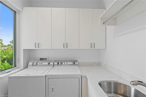 Single Family Residence in NORTH FORT MYERS FL 12601 Apopka CT 38.jpg