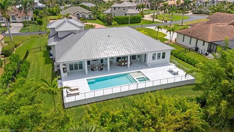 Single Family Residence in NORTH FORT MYERS FL 12601 Apopka CT 8.jpg