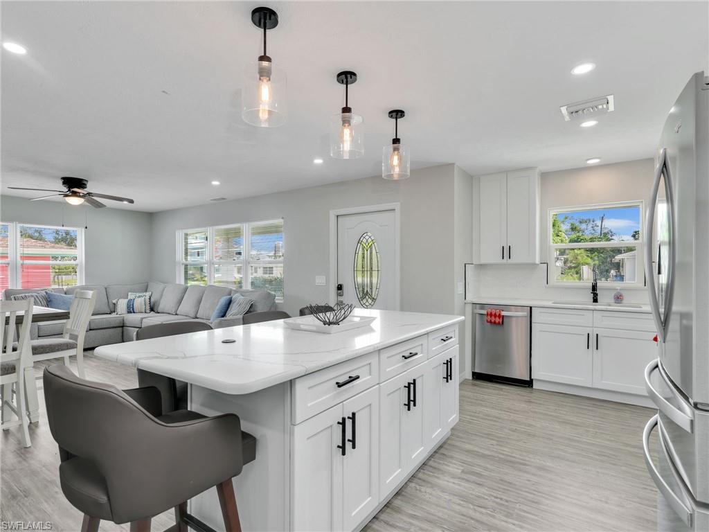 195 Hibiscus Dr, Fort Myers Beach, FL 33931 photo
