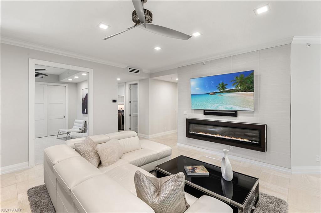 173 Colonade Cir #1401, Naples, FL 34103 photo