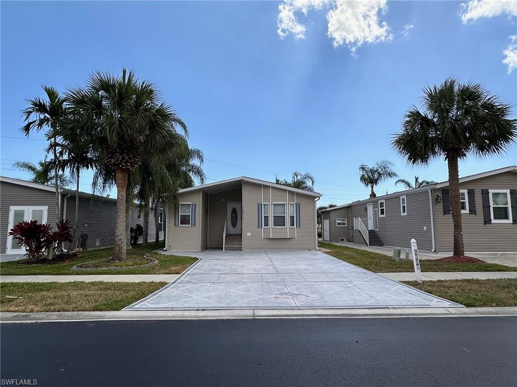 1307 Silver Lake Blvd, Naples, FL 34114 photo