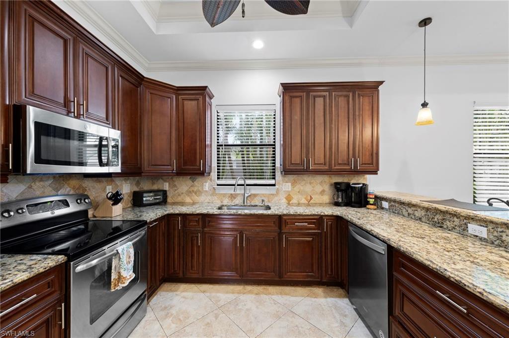 538 104 Ave, Naples, FL 34108 photo