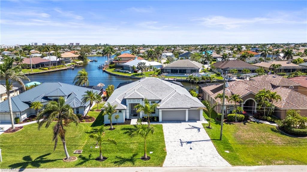 2304 SW 38 Ter, Cape Coral, FL 33914 photo