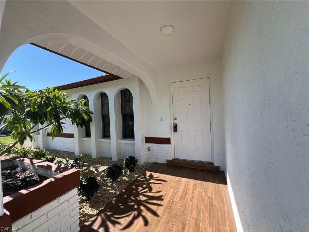 231 SW 33 St, Cape Coral, FL 33914 photo