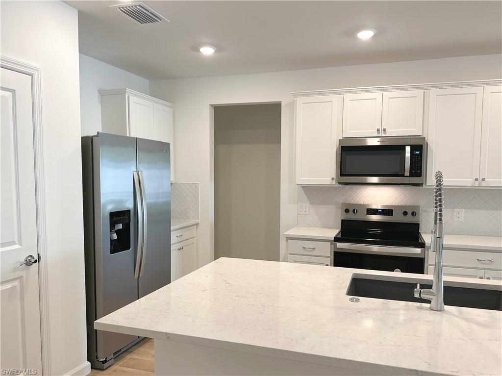 27831 Solis Grande Dr, Bonita Springs, FL 34135 photo